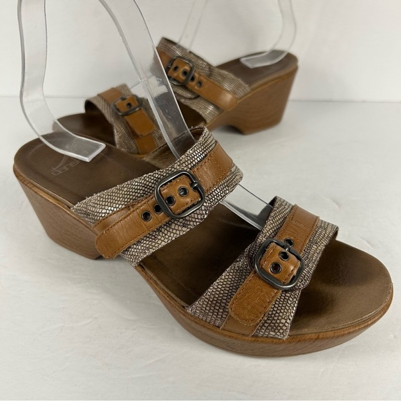 Dansko Stylish Brown and Tan Women's Sandals 39 - Picture 4 of 9